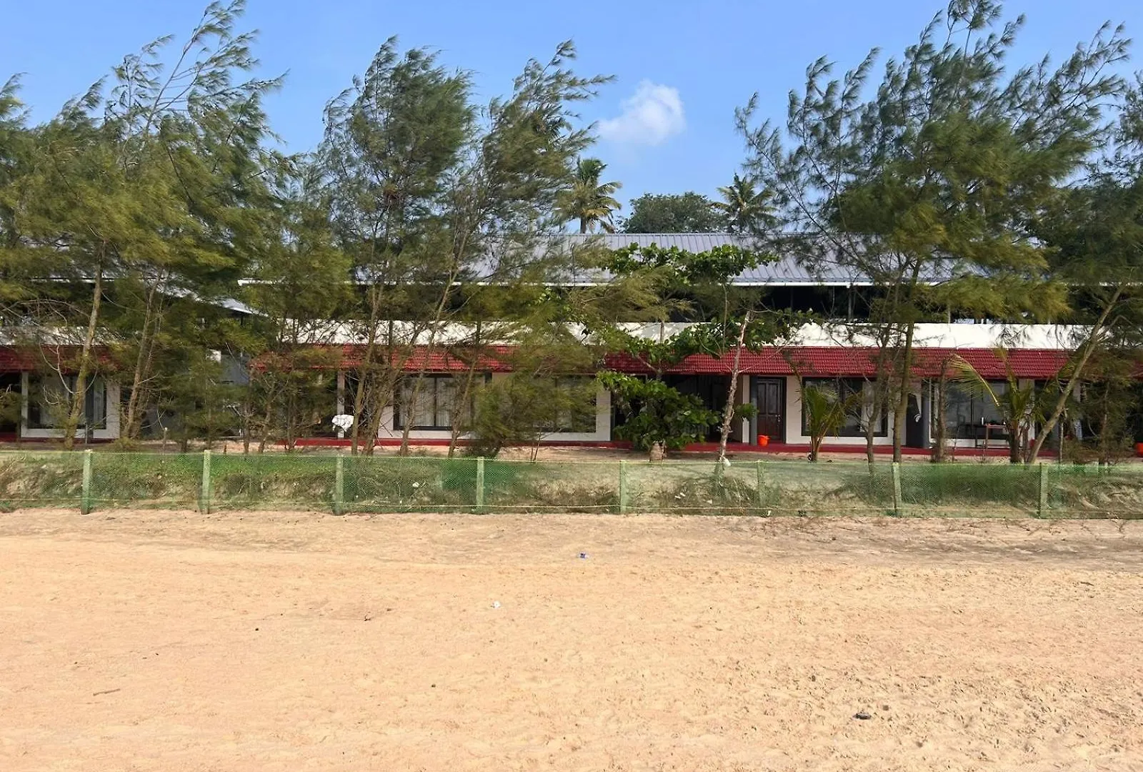 Og Beach Resort Mararikulam India