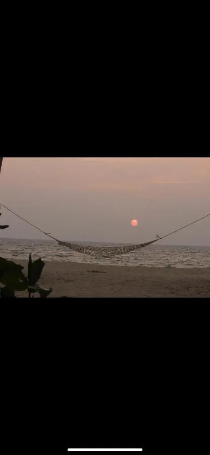 Og Beach Resort Mararikulam Hotel